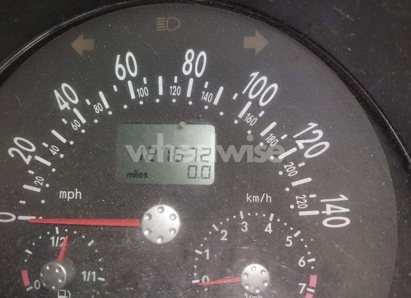 Photo 7 of 2004 Volkswagen New BEETLE COUPE (VIN 3VWGK31C94M422268)