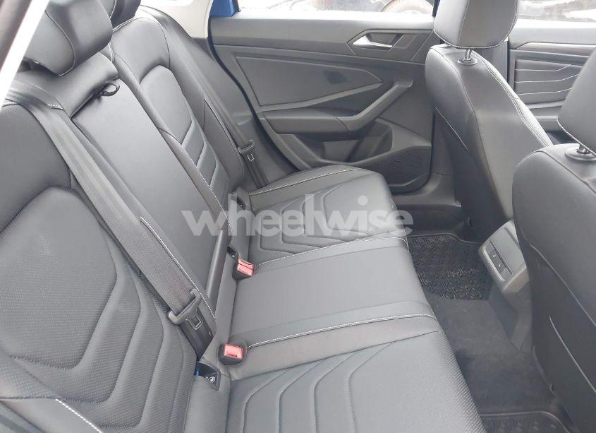 Photo 8 of 2024 Volkswagen Jetta 1.5T SEL (VIN 3VWGM7BU2RM067539)