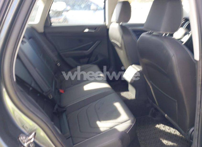 Photo 8 of 2024 Volkswagen Jetta 1.5T SEL (VIN 3VWGM7BU6RM017906)