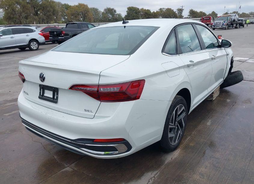 Photo 4 of 2024 Volkswagen Jetta 1.5T SEL (VIN 3VWGM7BU9RM073175)