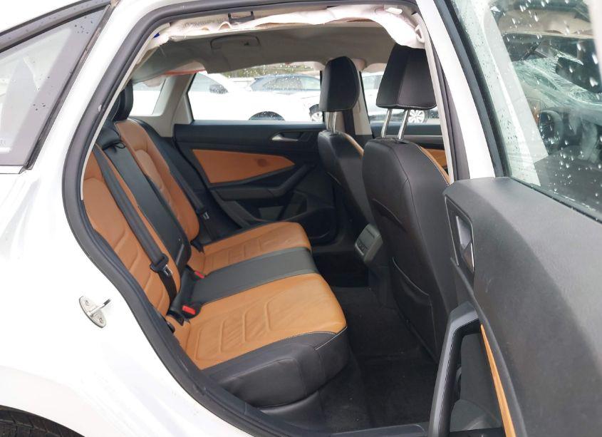 Photo 8 of 2024 Volkswagen Jetta 1.5T SEL (VIN 3VWGM7BU9RM073175)