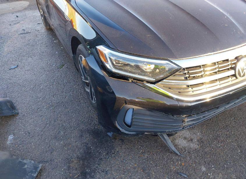 Photo 18 of 2022 Volkswagen Jetta 1.5T SEL (VIN 3VWGM7BUXNM002125)