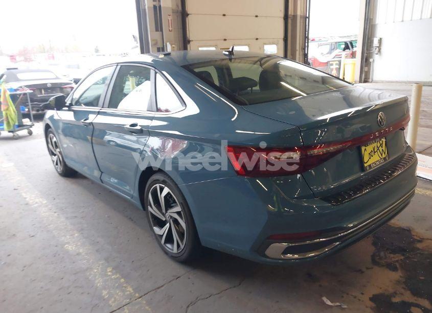 Photo 3 of 2025 Volkswagen Jetta 1.5T SEL (VIN 3VWGX7BU5SM016453)