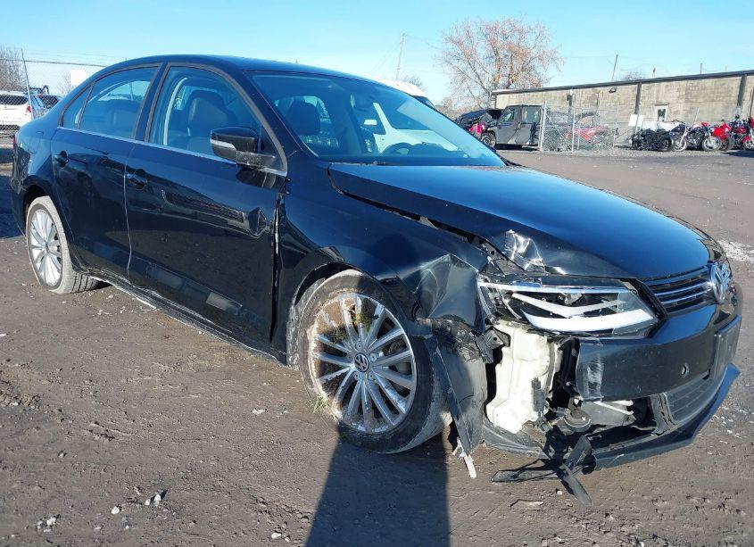 Photo 6 of 2011 Volkswagen Jetta 2.5L SEL (VIN 3VWGZ7AJ1BM318033)