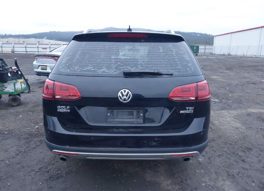 Photo 17 of 2017 Volkswagen Golf ALLTRACK TSI S/TSI SE/TSI SEL (VIN 3VWH17AU0HM543042)