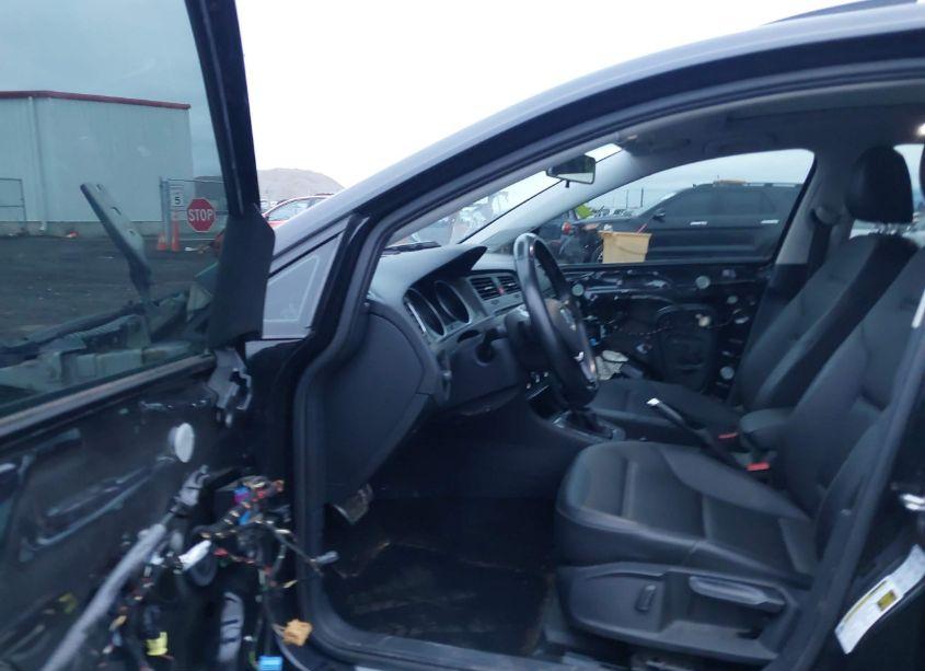 Photo 5 of 2017 Volkswagen Golf ALLTRACK TSI S/TSI SE/TSI SEL (VIN 3VWH17AU0HM543042)