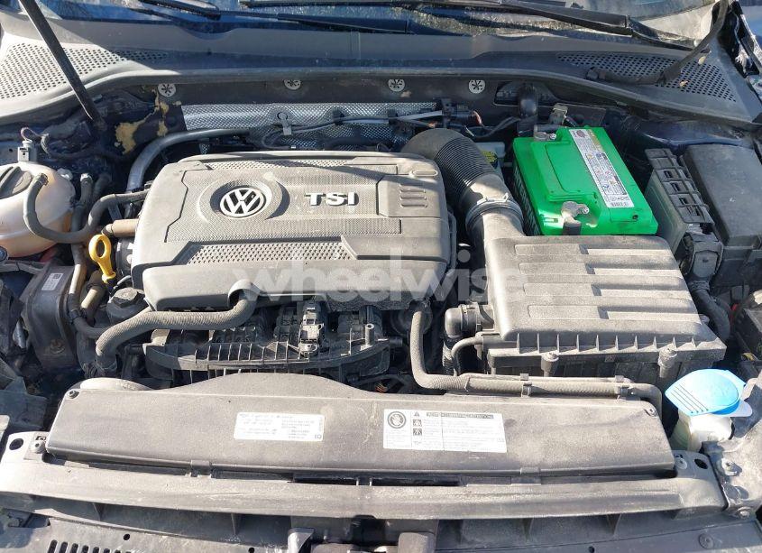 Photo 10 of 2017 Volkswagen Golf ALLTRACK TSI S/TSI SE/TSI SEL (VIN 3VWH17AU1HM511135)