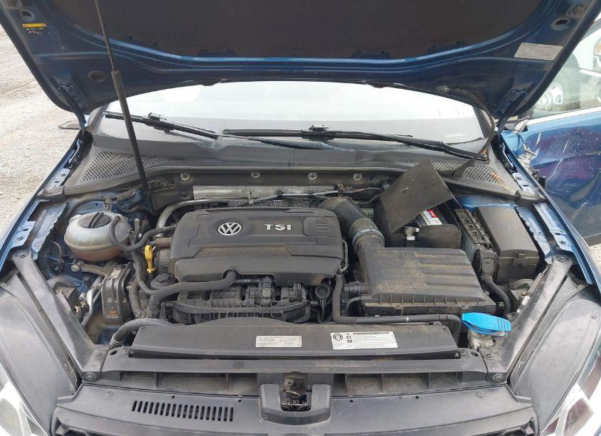 Photo 10 of 2017 Volkswagen Golf ALLTRACK TSI S/TSI SE/TSI SEL (VIN 3VWH17AU3HM540913)