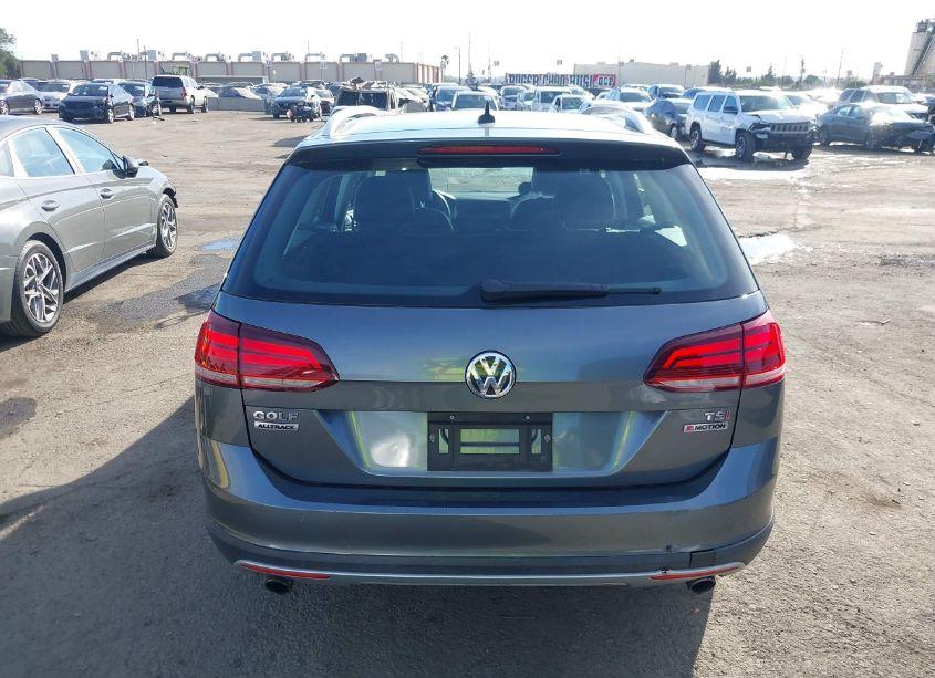 Photo 17 of 2018 Volkswagen Golf ALLTRACK TSI S/TSI SE/TSI SEL (VIN 3VWH17AU4JM757716)