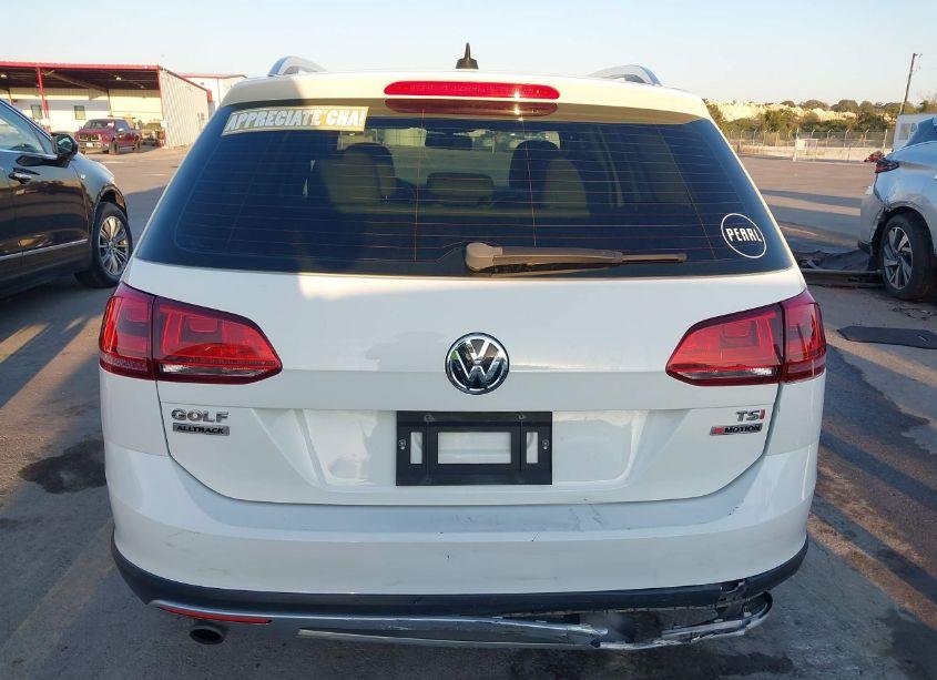 Photo 16 of 2017 Volkswagen Golf ALLTRACK TSI S/TSI SE/TSI SEL (VIN 3VWH17AU5HM519156)