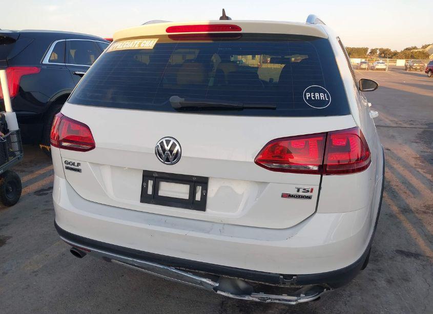 Photo 6 of 2017 Volkswagen Golf ALLTRACK TSI S/TSI SE/TSI SEL (VIN 3VWH17AU5HM519156)