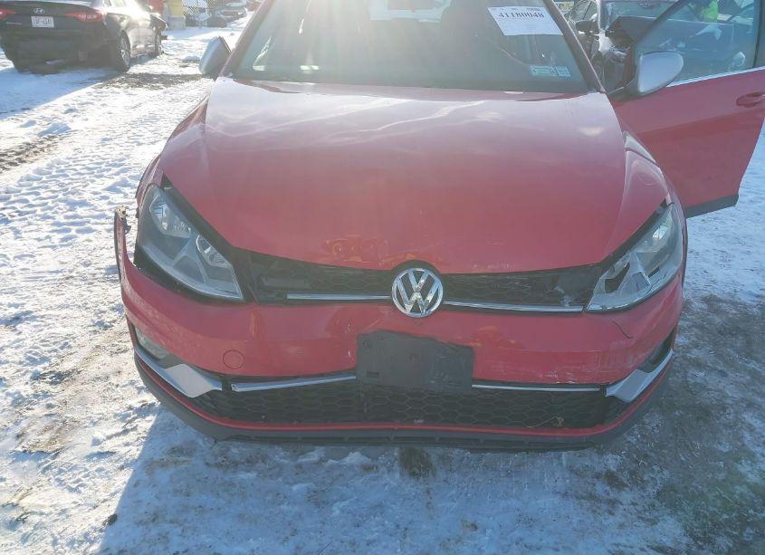 Photo 6 of 2017 Volkswagen Golf ALLTRACK TSI S/TSI SE/TSI SEL (VIN 3VWH17AU6HM510370)