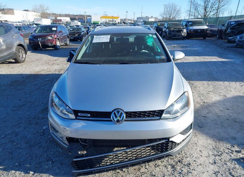 Photo 12 of 2017 Volkswagen Golf ALLTRACK TSI S/TSI SE/TSI SEL (VIN 3VWH17AU6HM517609)