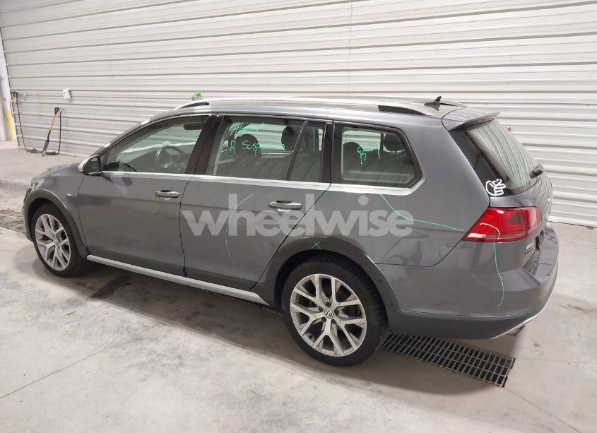 Photo 14 of 2017 Volkswagen Golf ALLTRACK TSI SEL (VIN 3VWH17AU7HM506120)