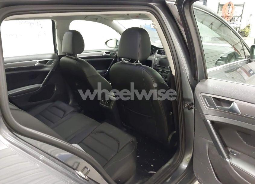 Photo 8 of 2017 Volkswagen Golf ALLTRACK TSI SEL (VIN 3VWH17AU7HM506120)