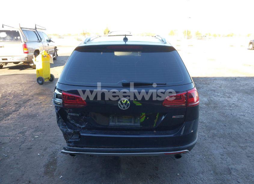 Photo 17 of 2017 Volkswagen Golf ALLTRACK TSI S/TSI SE/TSI SEL (VIN 3VWH17AU7HM515304)