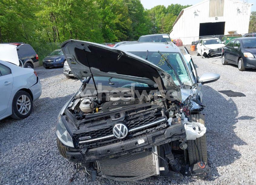 Photo 12 of 2017 Volkswagen Golf ALLTRACK TSI S/TSI SE/TSI SEL (VIN 3VWH17AU7HM528490)