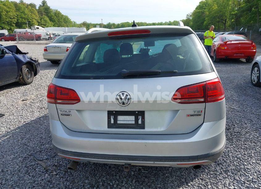 Photo 16 of 2017 Volkswagen Golf ALLTRACK TSI S/TSI SE/TSI SEL (VIN 3VWH17AU7HM528490)