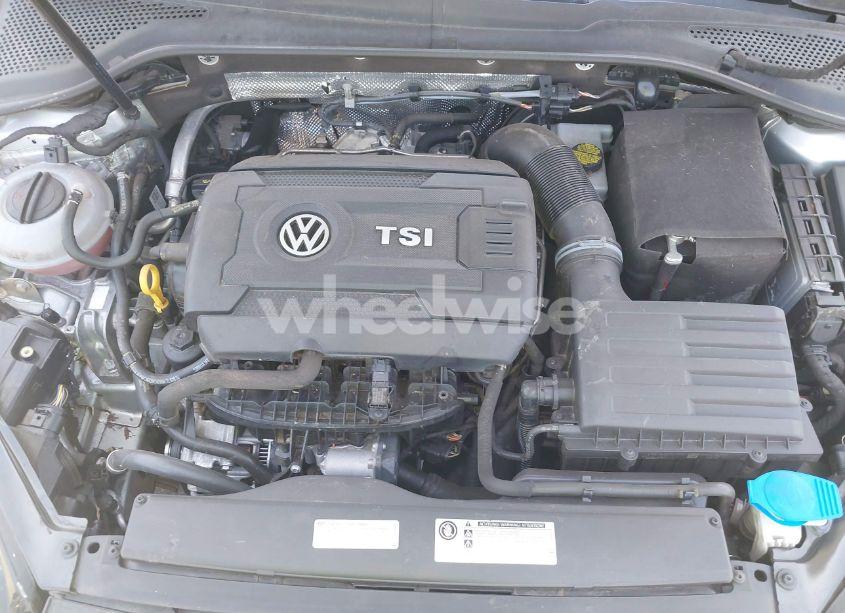 Photo 10 of 2017 Volkswagen Golf ALLTRACK TSI S/TSI SE/TSI SEL (VIN 3VWH17AU7HM530336)