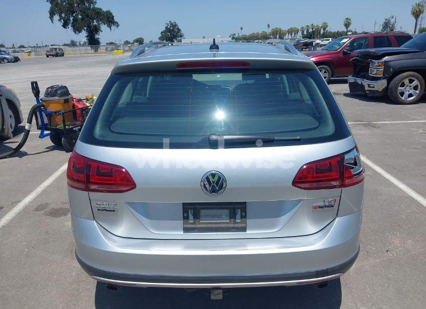 Photo 16 of 2017 Volkswagen Golf ALLTRACK TSI S/TSI SE/TSI SEL (VIN 3VWH17AU7HM530336)