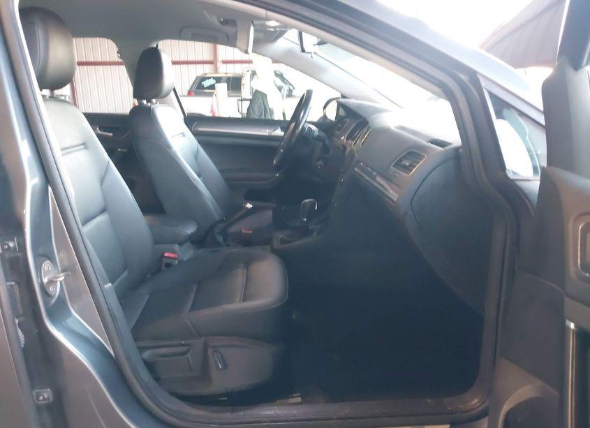 Photo 5 of 2017 Volkswagen Golf ALLTRACK TSI S/TSI SE/TSI SEL (VIN 3VWH17AU7HM544205)