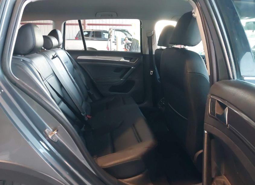 Photo 8 of 2017 Volkswagen Golf ALLTRACK TSI S/TSI SE/TSI SEL (VIN 3VWH17AU7HM544205)