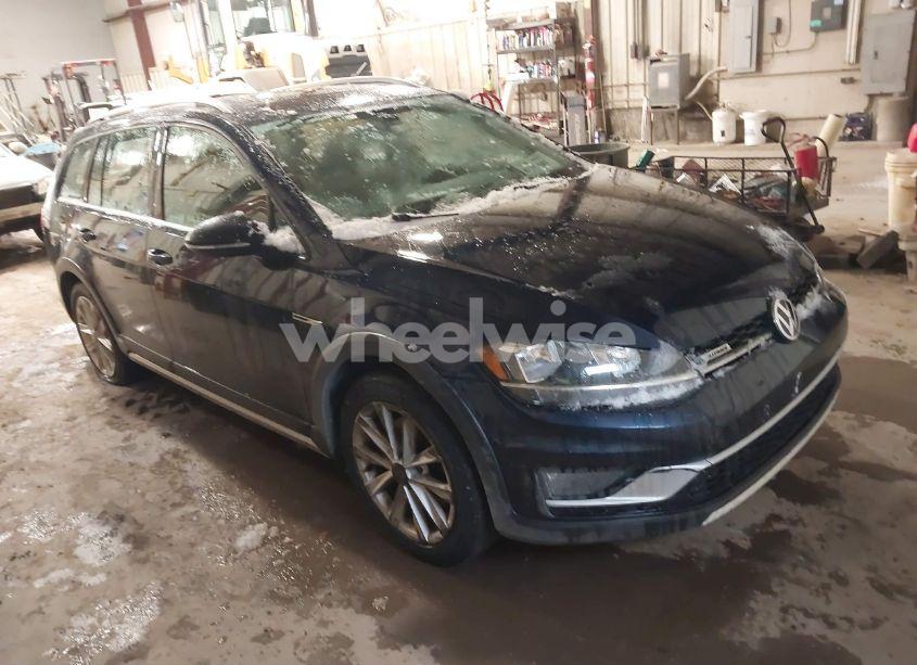 2019 Volkswagen Golf ALLTRACK TSI S/TSI SE/TSI SEL (VIN 3VWH17AU7KM513463) main photo