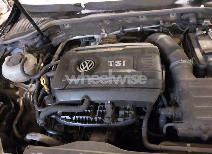 Photo 10 of 2019 Volkswagen Golf ALLTRACK TSI S/TSI SE/TSI SEL (VIN 3VWH17AU7KM513463)