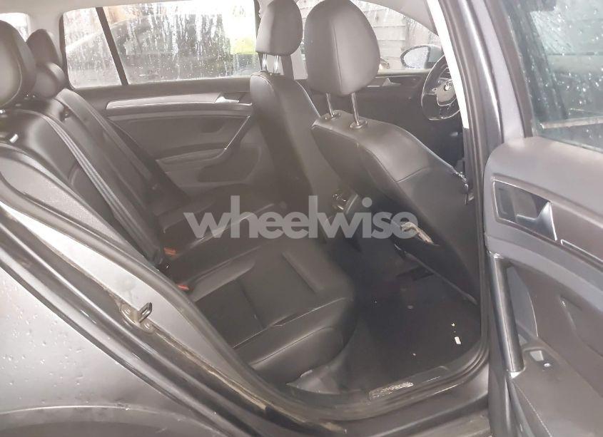 Photo 8 of 2017 Volkswagen Golf ALLTRACK TSI S/TSI SE/TSI SEL (VIN 3VWH17AU8HM513173)