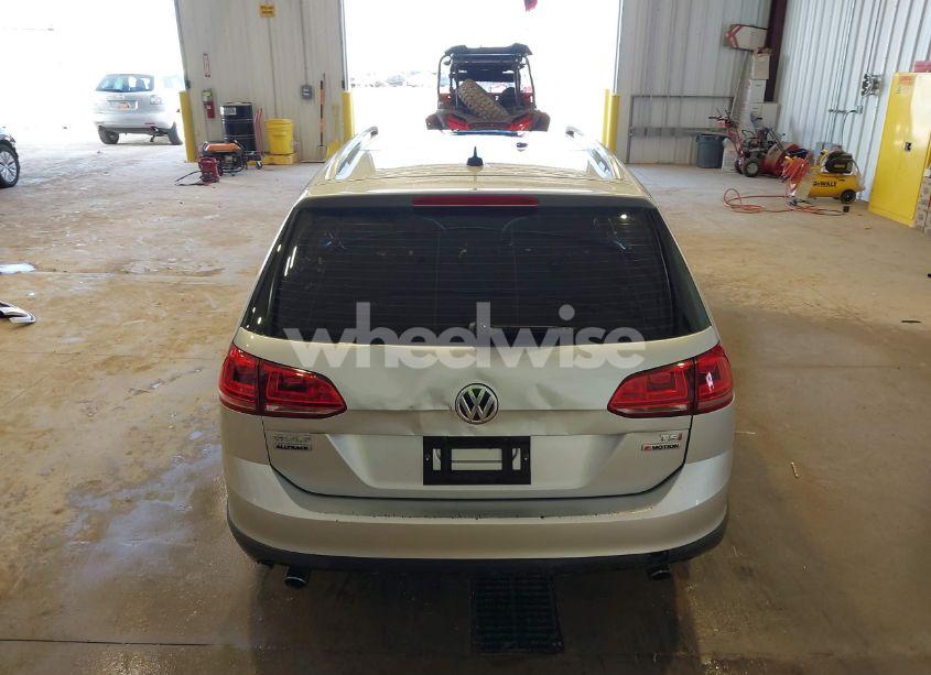 Photo 17 of 2017 Volkswagen Golf ALLTRACK TSI S/TSI SE/TSI SEL (VIN 3VWH17AU9HM532332)