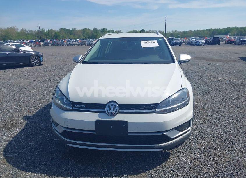 Photo 12 of 2019 Volkswagen Golf ALLTRACK TSI S/TSI SE/TSI SEL (VIN 3VWH17AUXKM501078)