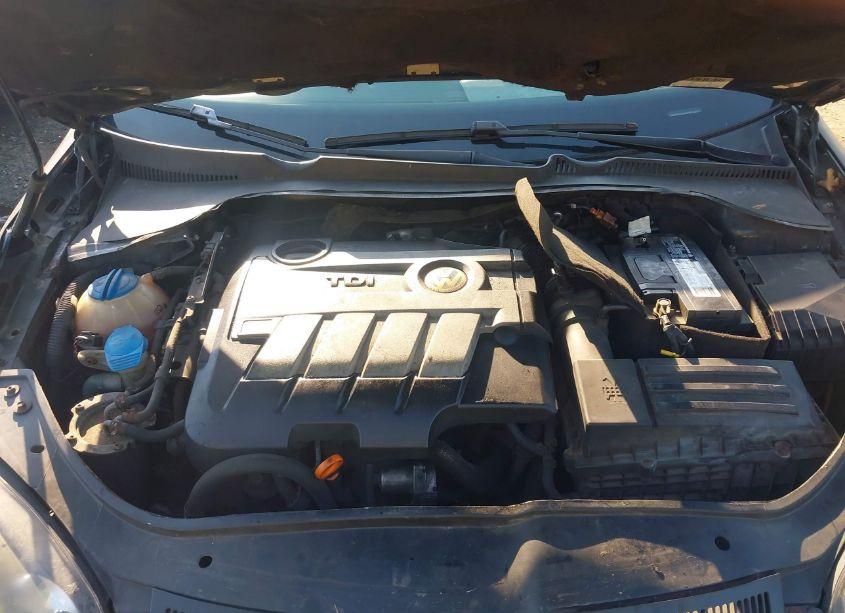 Photo 10 of 2010 Volkswagen Jetta TDI CUP EDITION (VIN 3VWHL7AJ0AM176004)