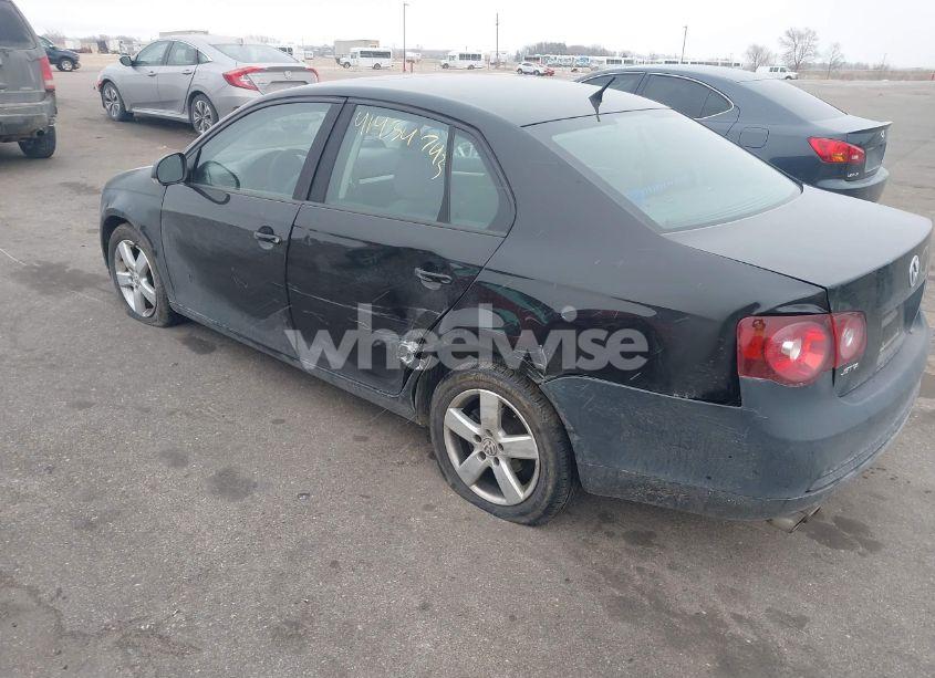 Photo 3 of 2008 Volkswagen Jetta S (VIN 3VWHM71K98M017871)