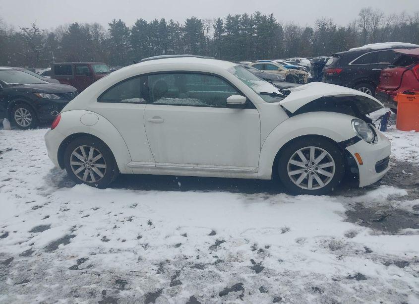 Photo 13 of 2013 Volkswagen Beetle 2.5L (VIN 3VWHP7AT7DM684187)