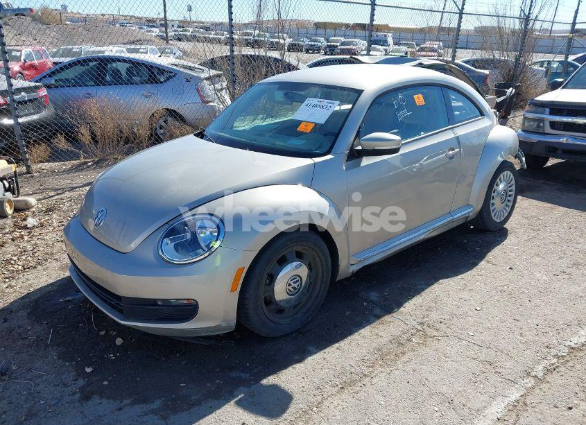 Photo 2 of 2013 Volkswagen Beetle 2.5L (VIN 3VWHX7AT0DM663696)