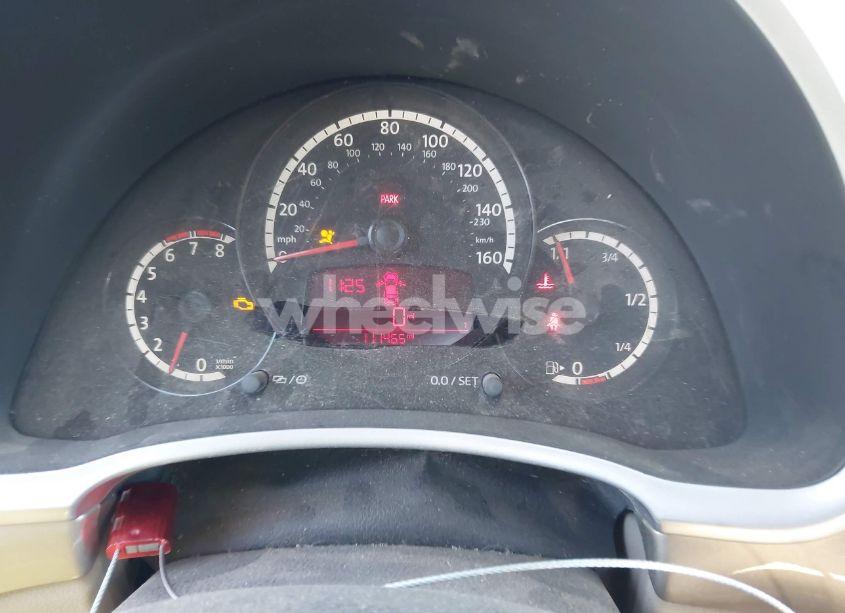 Photo 7 of 2013 Volkswagen Beetle 2.5L (VIN 3VWHX7AT0DM663696)