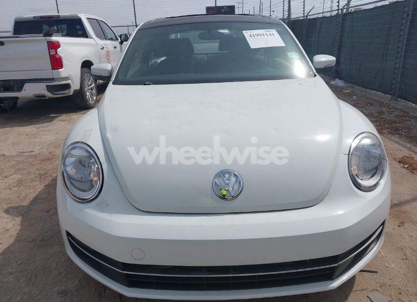 Photo 12 of 2015 Volkswagen Beetle 1.8T (VIN 3VWJ07AT9FM636098)