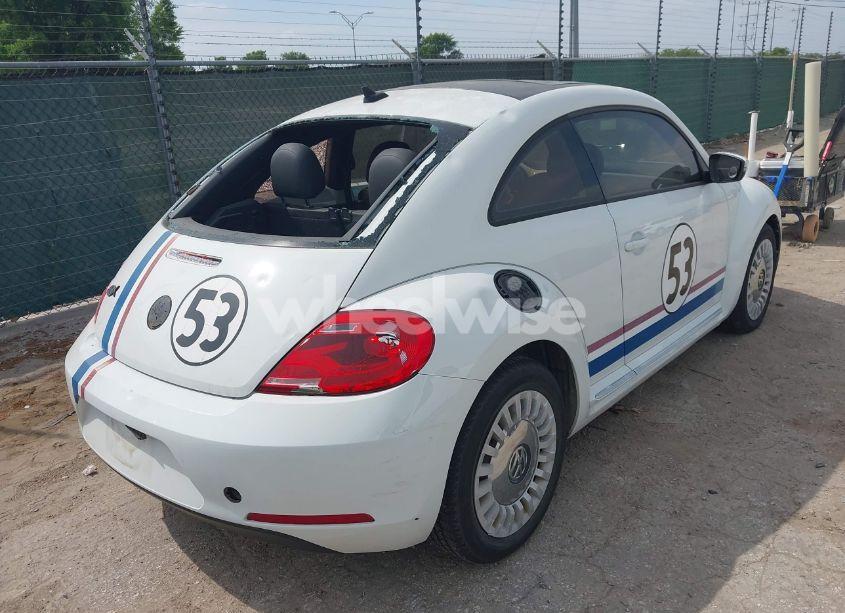 Photo 4 of 2015 Volkswagen Beetle 1.8T (VIN 3VWJ07AT9FM636098)