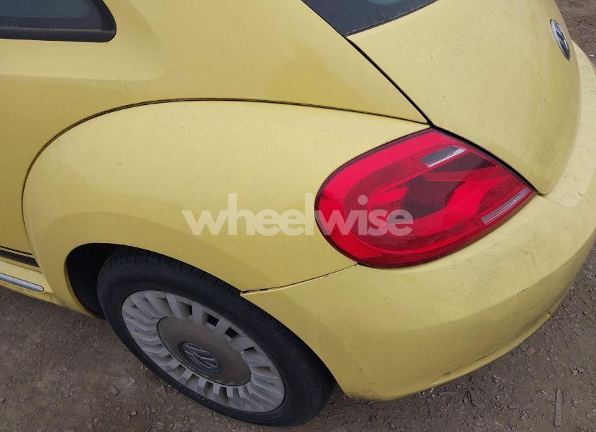 Photo 19 of 2014 Volkswagen Beetle 1.8T (VIN 3VWJ17AT2EM639159)