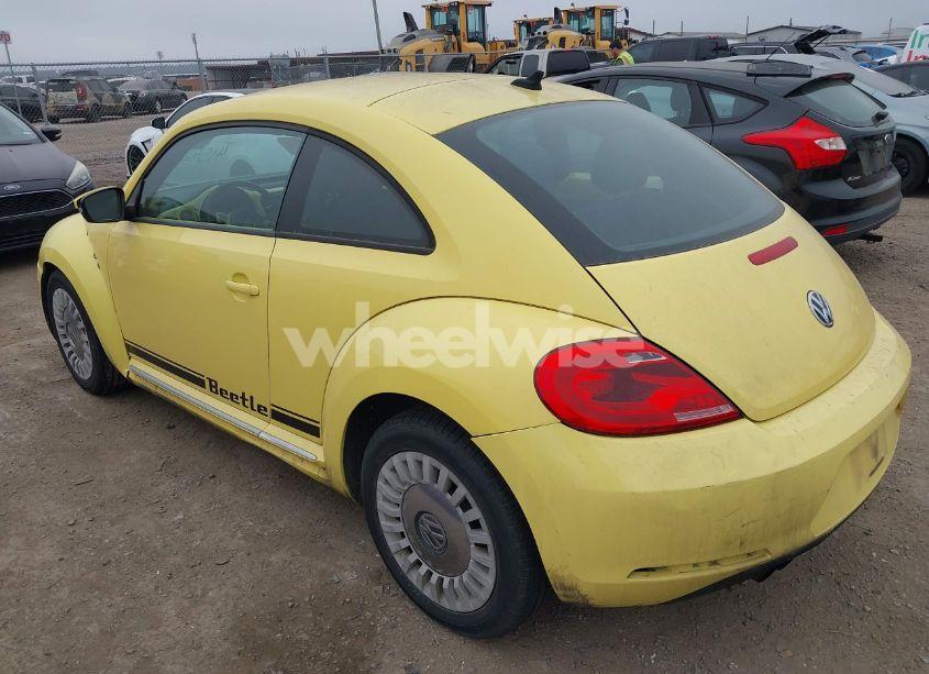Photo 3 of 2014 Volkswagen Beetle 1.8T (VIN 3VWJ17AT2EM639159)