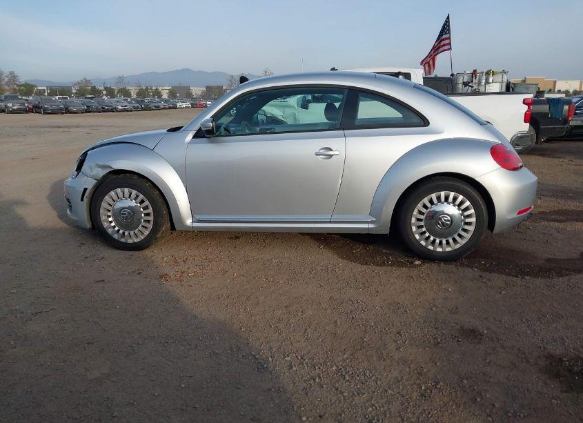 Photo 15 of 2014 Volkswagen Beetle 1.8T (VIN 3VWJ17AT3EM661476)
