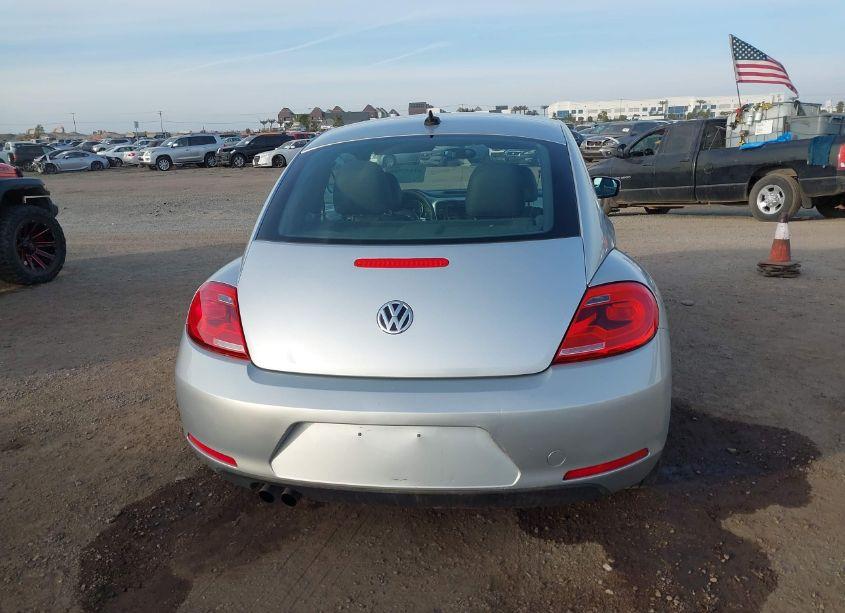 Photo 17 of 2014 Volkswagen Beetle 1.8T (VIN 3VWJ17AT3EM661476)