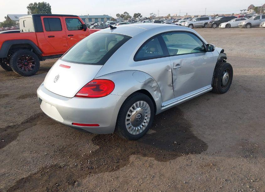 Photo 4 of 2014 Volkswagen Beetle 1.8T (VIN 3VWJ17AT3EM661476)