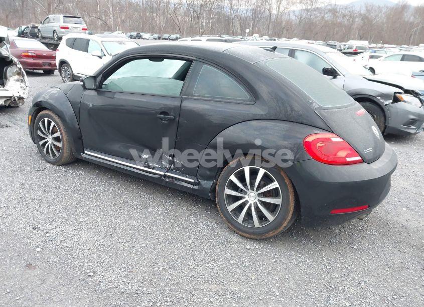 Photo 3 of 2014 Volkswagen Beetle 1.8T (VIN 3VWJ17AT4EM637462)
