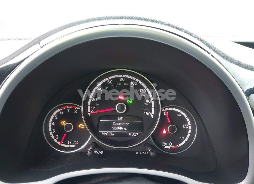 Photo 7 of 2014 Volkswagen Beetle 1.8T (VIN 3VWJ17AT4EM637462)