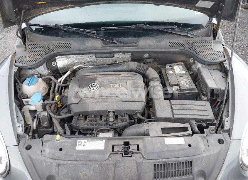 Photo 10 of 2014 Volkswagen Beetle 1.8T (VIN 3VWJ17AT4EM640278)