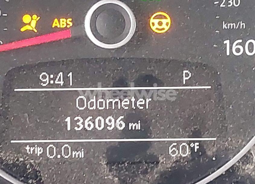 Photo 15 of 2014 Volkswagen Beetle 1.8T (VIN 3VWJ17AT4EM640278)