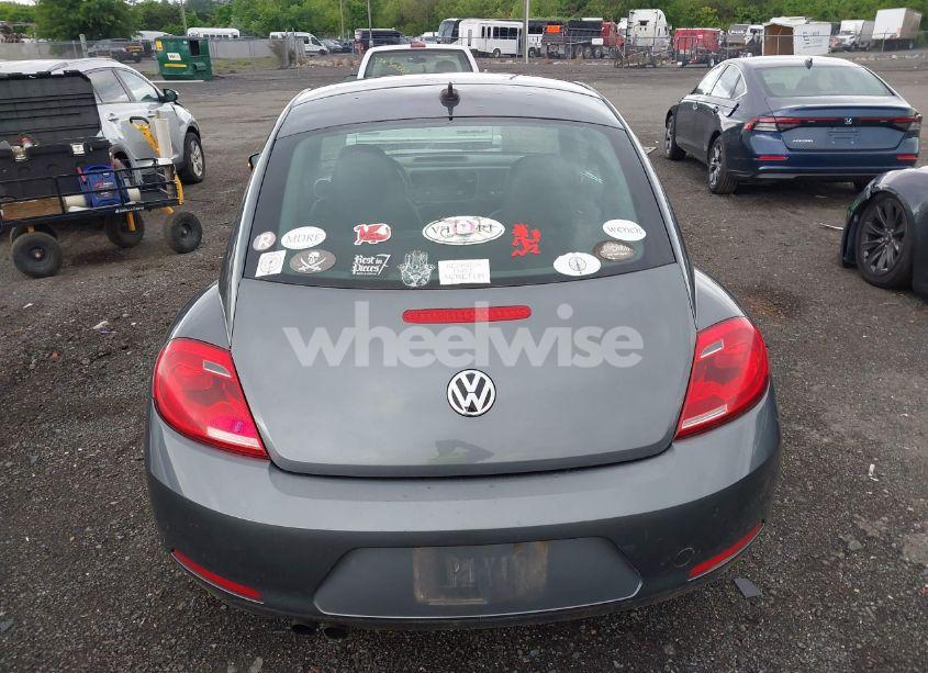 Photo 16 of 2014 Volkswagen Beetle 1.8T (VIN 3VWJ17AT4EM640278)