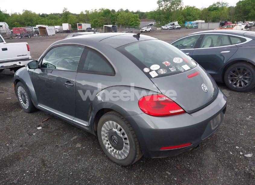 Photo 3 of 2014 Volkswagen Beetle 1.8T (VIN 3VWJ17AT4EM640278)