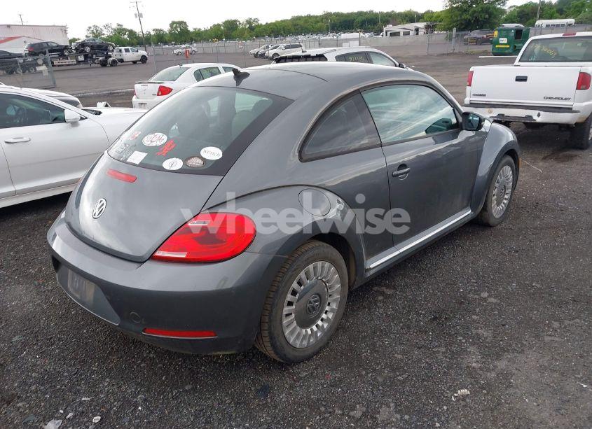 Photo 4 of 2014 Volkswagen Beetle 1.8T (VIN 3VWJ17AT4EM640278)